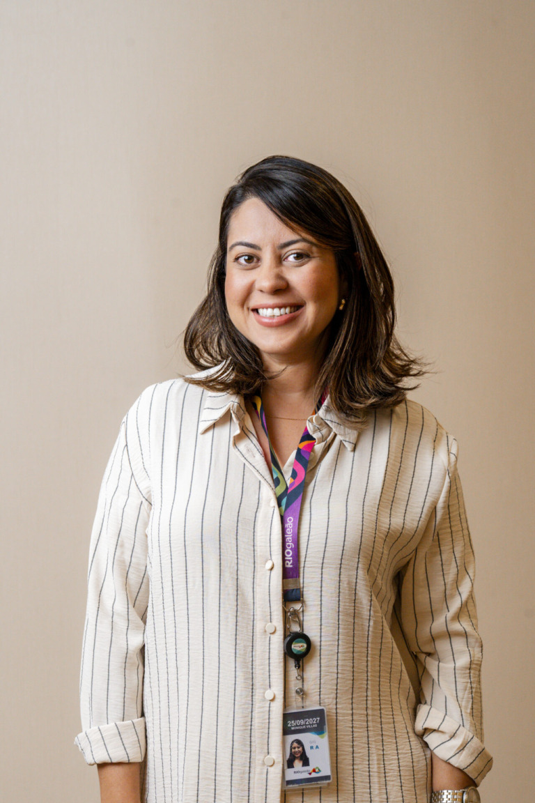 Monique Louise De Assis Villas Santiago Silva